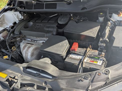 Used 2015 Toyota Venza LE image 27