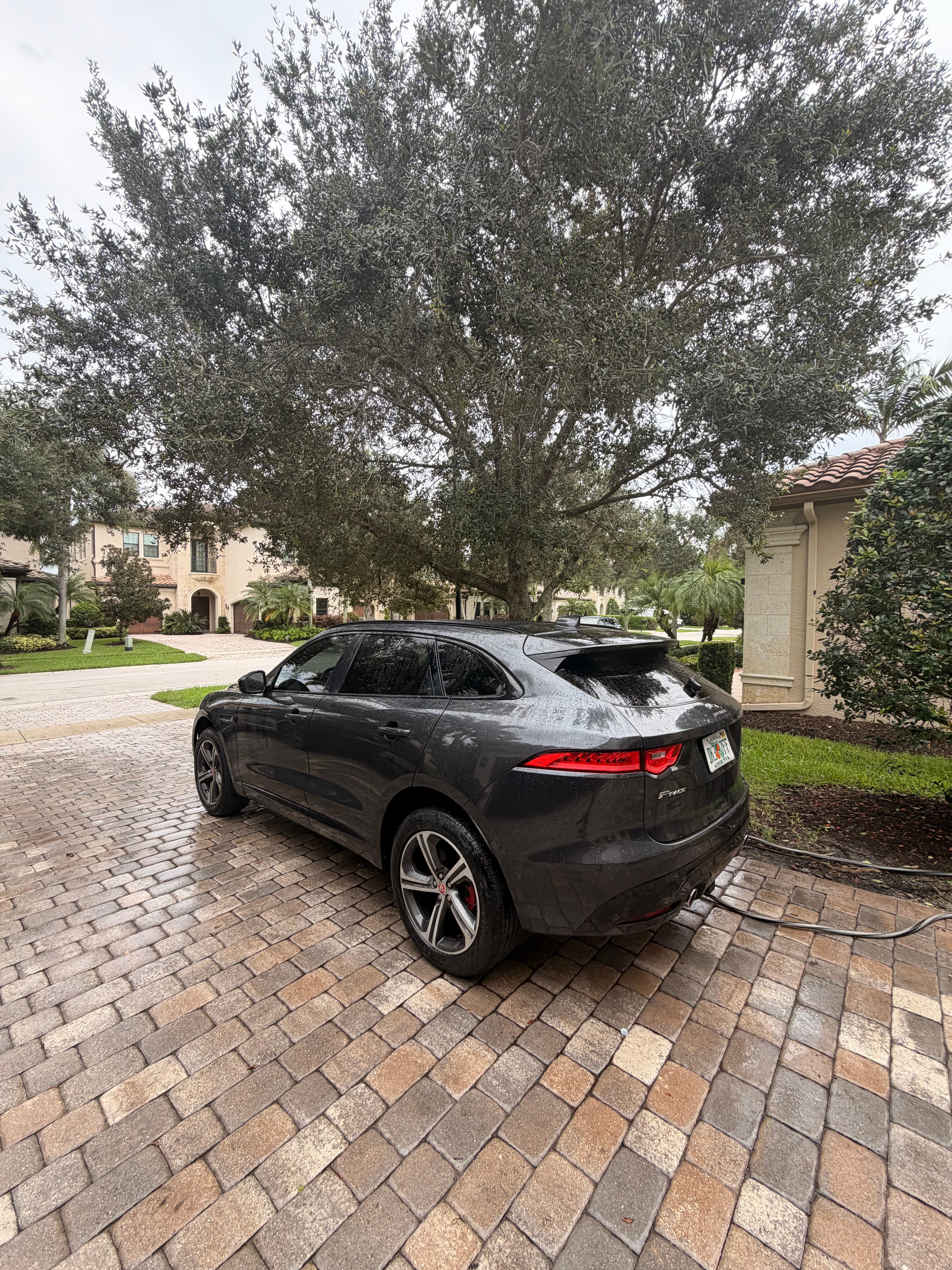 Used 2017 Jaguar F-PACE S AWD/4WD image 8