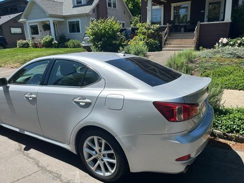 Used 2012 Lexus IS 250 w/ Premium Pkg Value Edition RWD image 5
