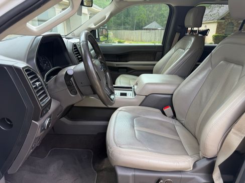 Used 2019 Ford Expedition Max Limited w/ Equipment Group 301A RWD image 13