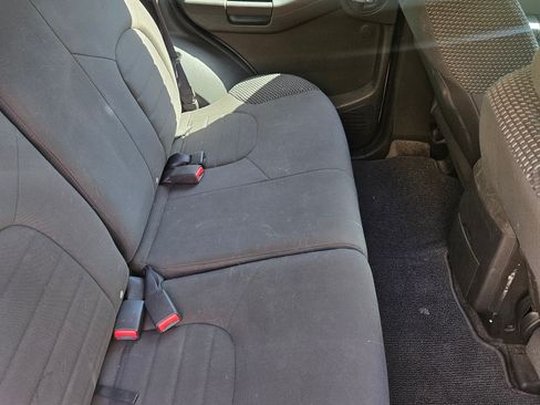 Used 2012 Nissan Xterra PRO-4X AWD/4WD image 11