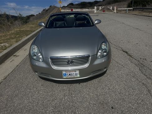 Used 2004 Lexus SC 430 Convertible image 25