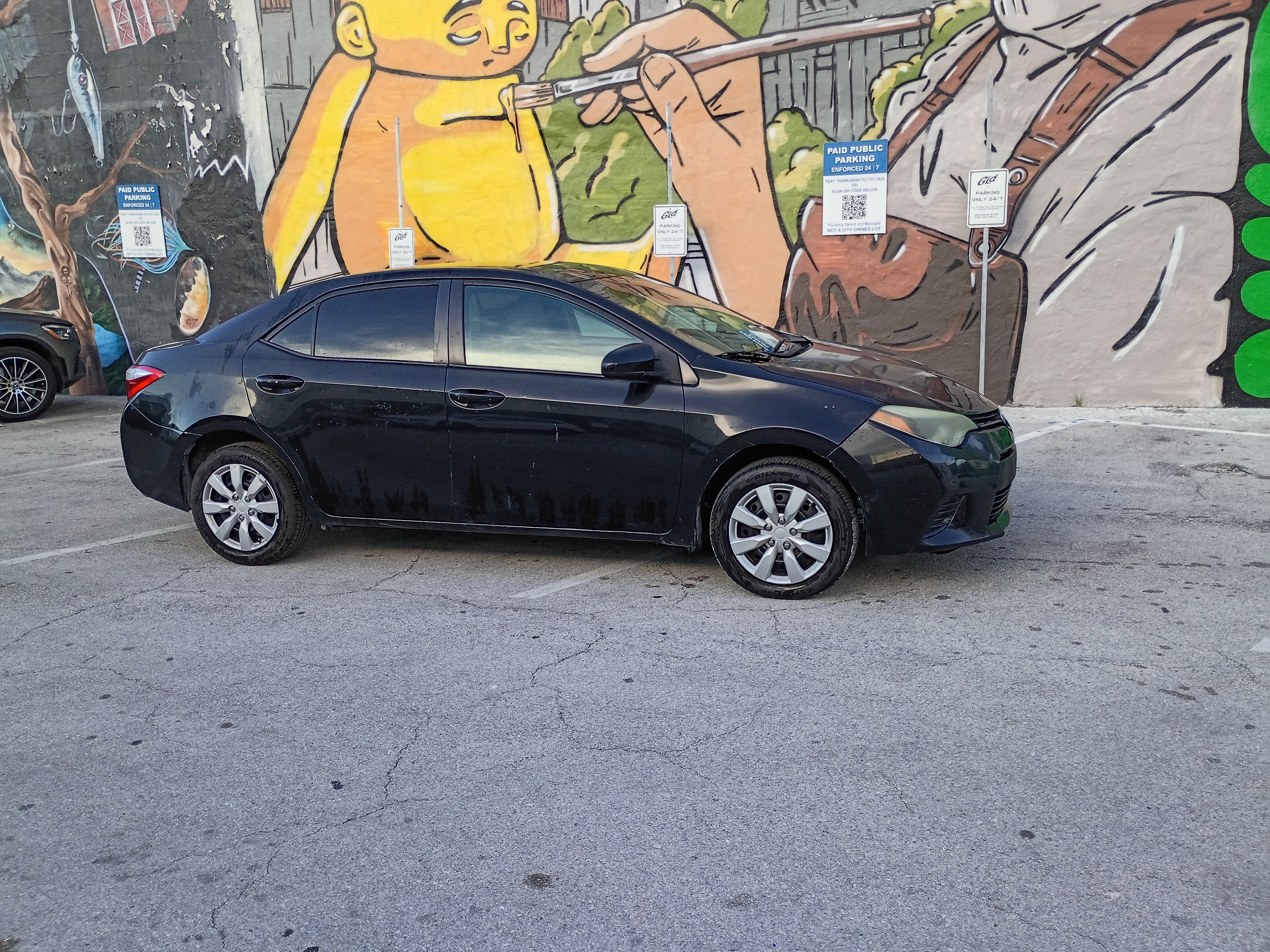 Used 2015 Toyota Corolla LE FWD image 11