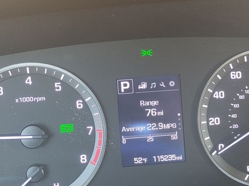 Used 2015 Hyundai Sonata SE w/ Option Group 09 image 2