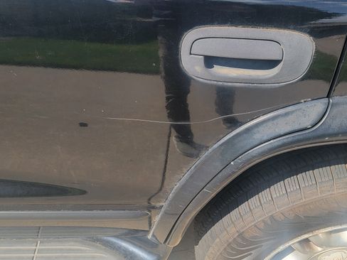 Used 2001 Dodge Durango R/T image 9