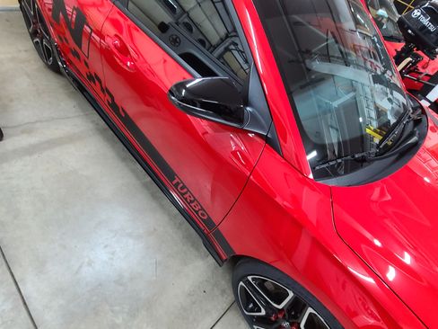 Used 2022 Hyundai Veloster N image 22