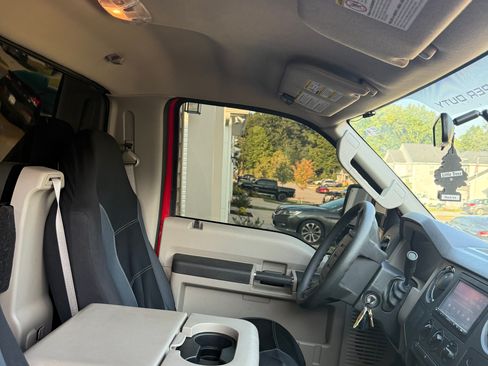 Used 2008 Ford F250 XLT RWD image 8