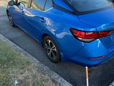 Used 2020 Nissan Sentra SV image 5