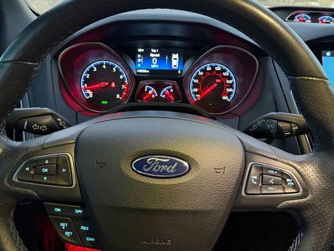 Used 2017 Ford Focus RS image 14