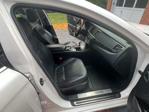 Used 2015 Kia K900 Premium w/ Interior Highline Package image 19