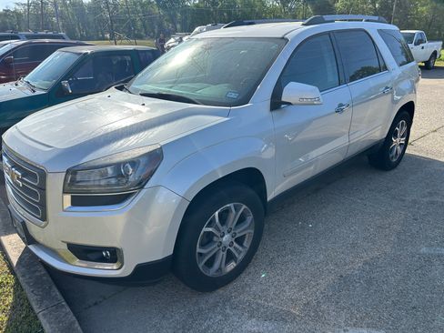Used 2013 GMC Acadia SLT image 1