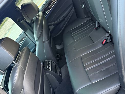 Used 2019 BMW M550i xDrive w/ Premium Package 2 AWD/4WD image 17