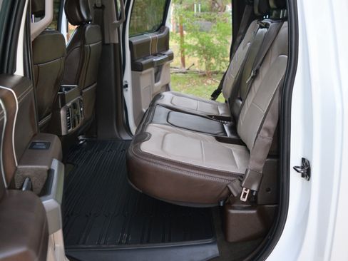 Used 2020 Ford F150 Limited w/ Trailer Tow Package image 17