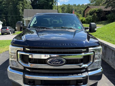Used 2022 Ford F250 XL w/ STX Appearance Package AWD/4WD image 6