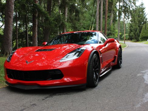 Used 2019 Chevrolet Corvette Grand Sport w/ Battery Protection Package RWD image 10