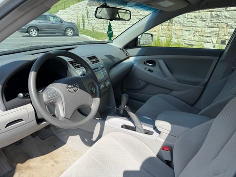 Used 2008 Toyota Camry FWD image 8