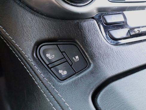 Used 2018 Chevrolet Tahoe Premier RWD image 17