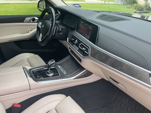 Used 2020 BMW X7 xDrive40i w/ Premium Package AWD/4WD image 13
