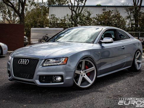 Used 2010 Audi A5 2.0T Premium image 29