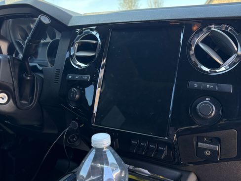 Used 2012 Ford F250 Lariat w/ Lariat Ultimate Pkg image 10