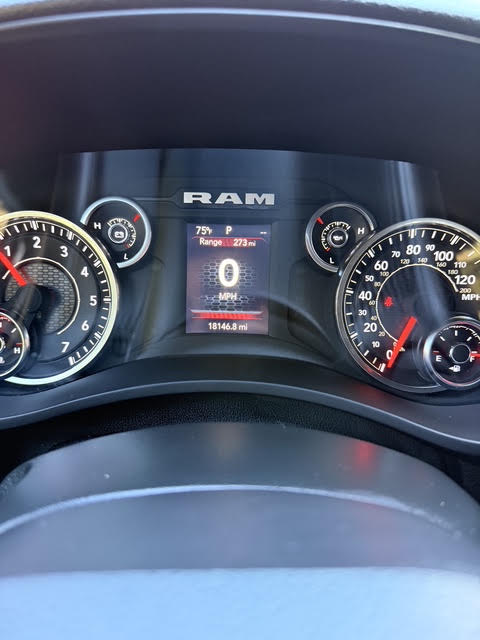 Used 2024 RAM 2500 Big Horn w/ Night Edition AWD/4WD image 18