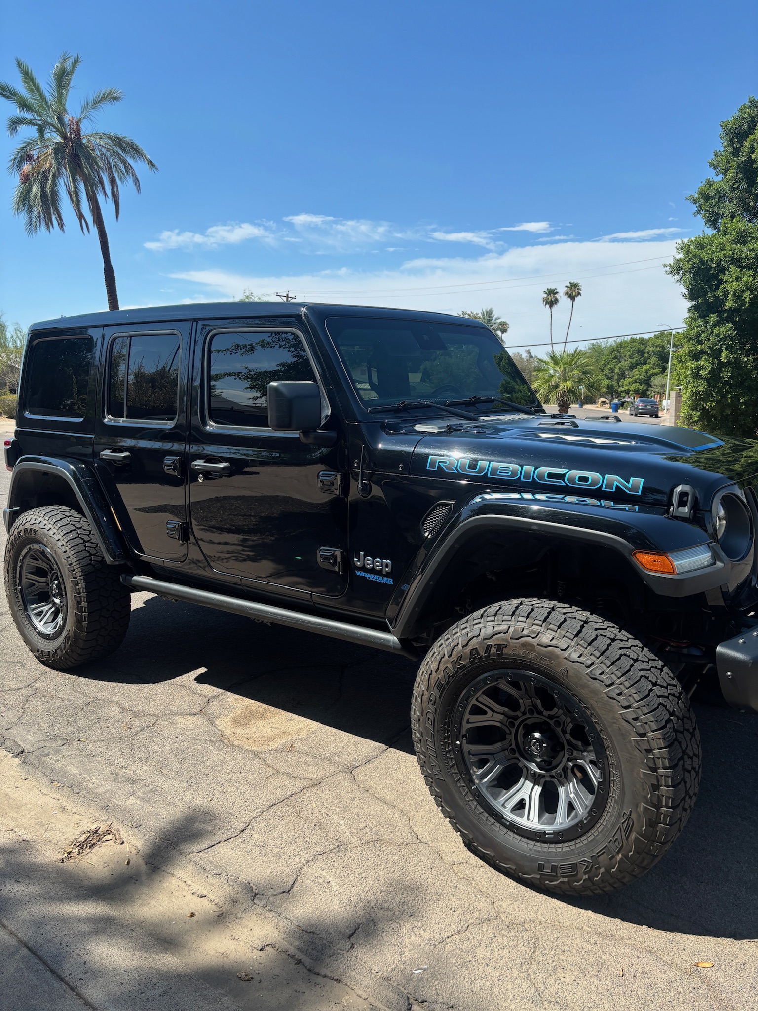 Used 2021 Jeep Wrangler Unlimited Rubicon 4xe w/ Steel Bumper Group AWD/4WD image 2