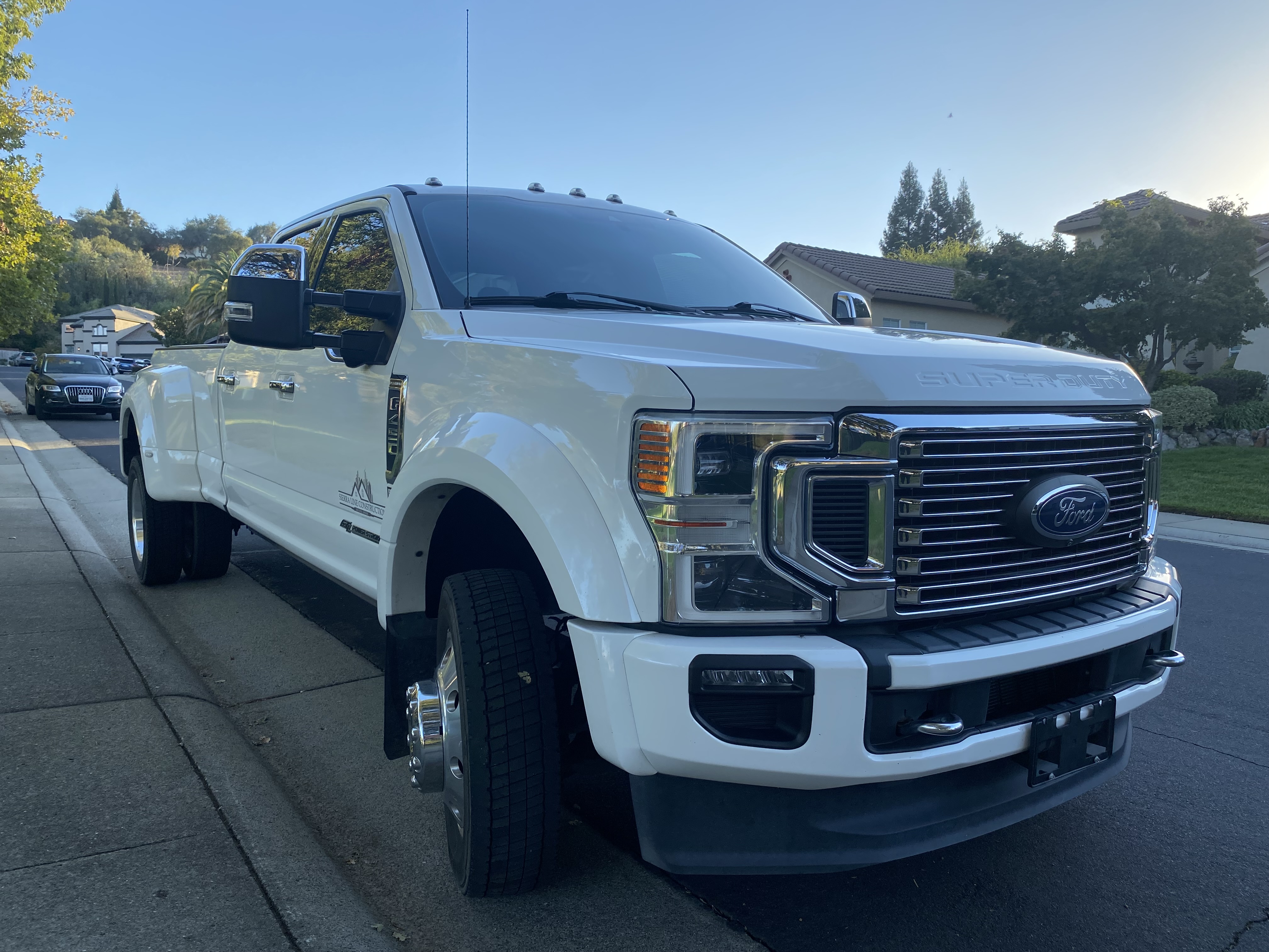 Used 2020 Ford F450 Platinum w/ FX4 Off-Road Package AWD/4WD image 4