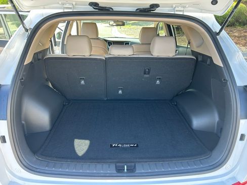 Used 2018 Hyundai Tucson SEL Plus w/ Cargo Package image 8