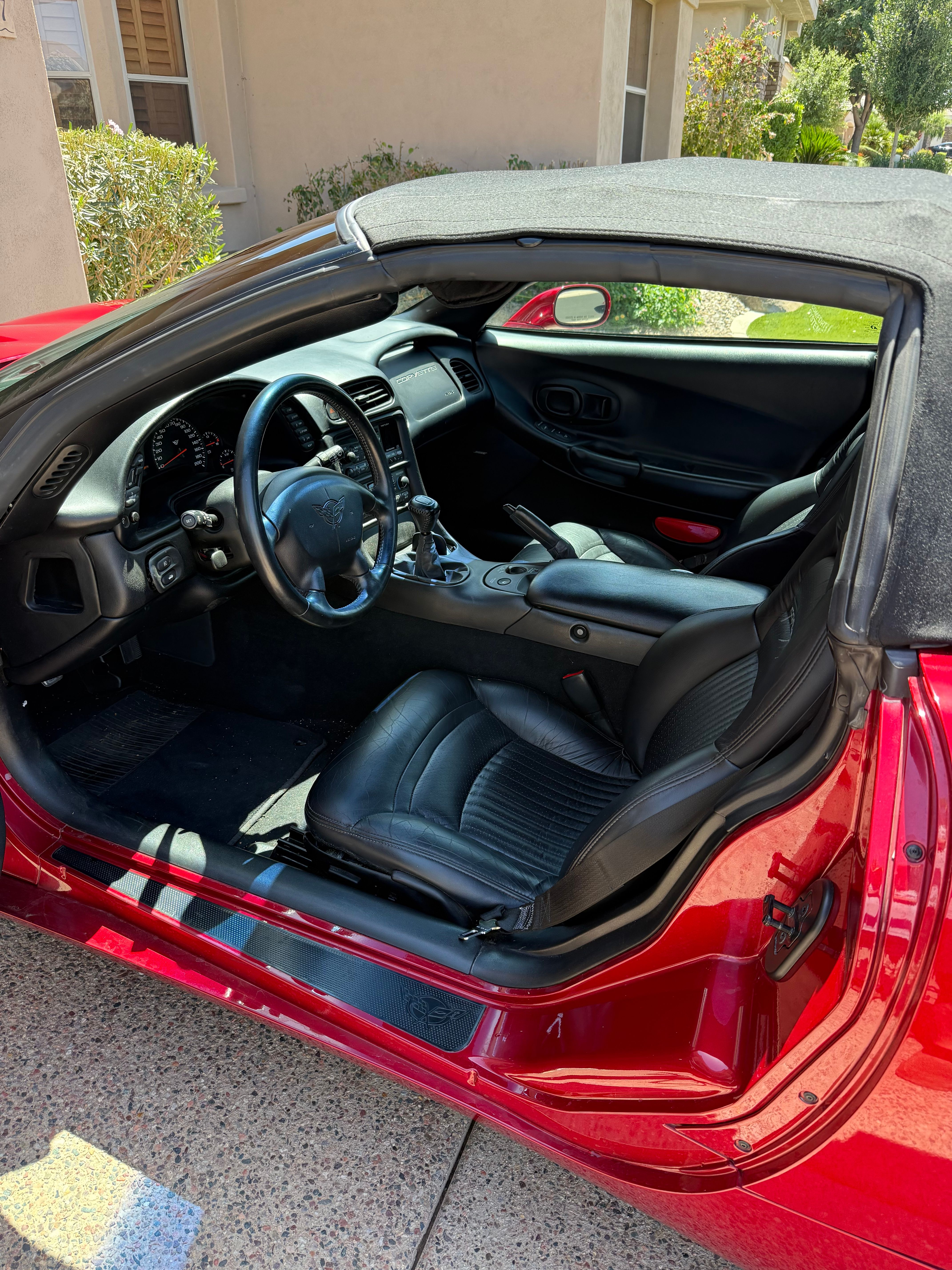 Used 2001 Chevrolet Corvette Convertible w/ Preferred Equipment Group2 RWD image 8