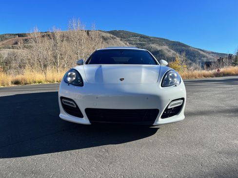 Used 2013 Porsche Panamera GTS image 10