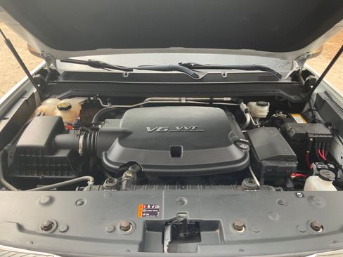 Used 2021 GMC Canyon Denali image 25