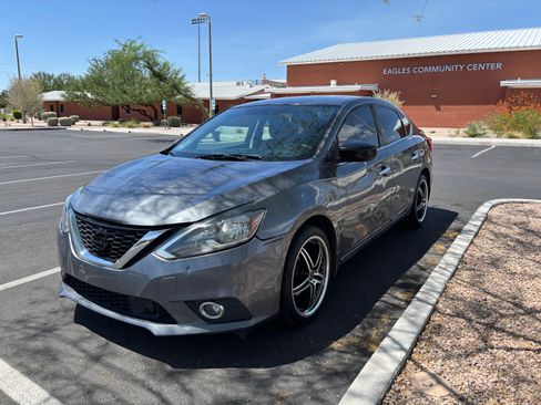 Used 2018 Nissan Sentra S w/ S Midnight Style Package FWD image 4