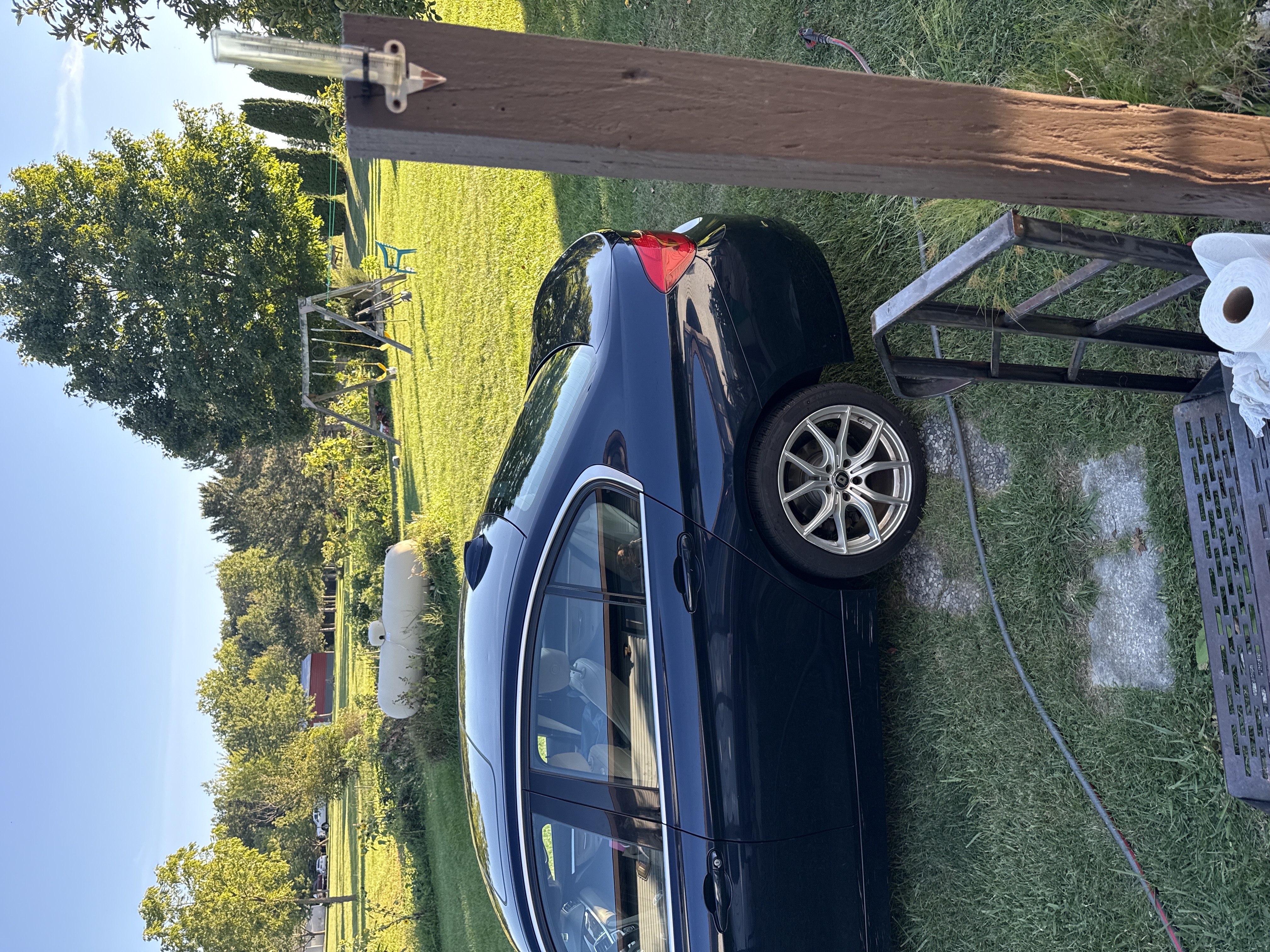 Used 2017 BMW 330i xDrive Sedan AWD/4WD image 8