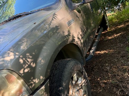 Used 2006 Ford F250 XLT AWD/4WD image 2