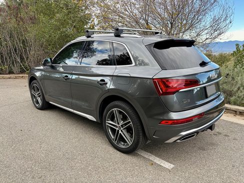 Used 2022 Audi Q5 e Premium Plus w/ Premium Plus Package image 4