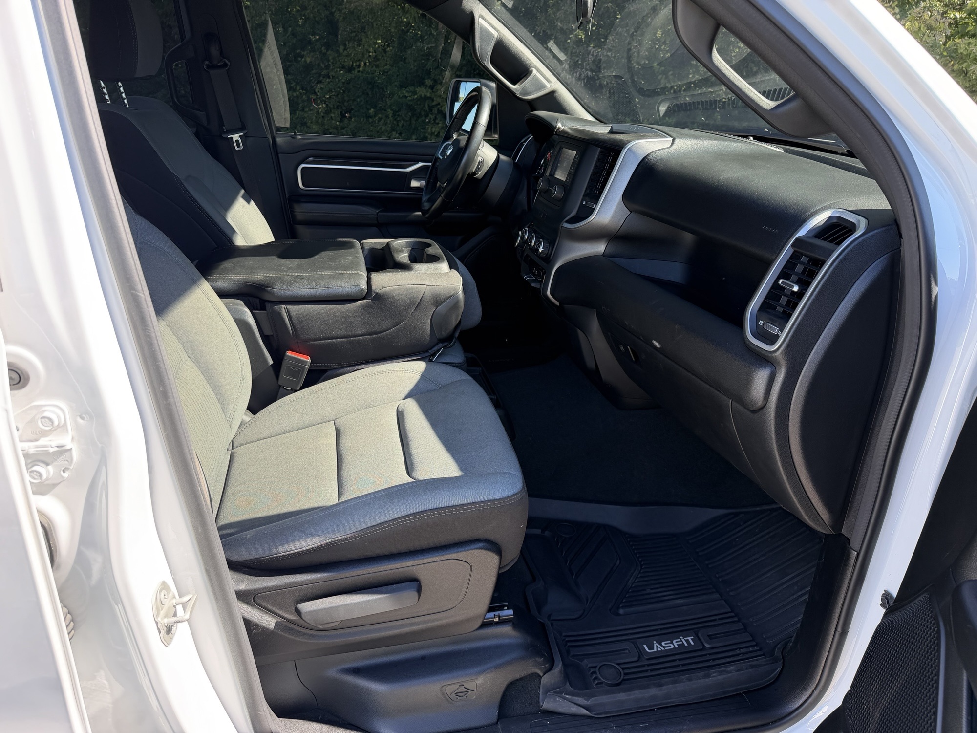Used 2023 RAM 1500 Big Horn AWD/4WD image 10