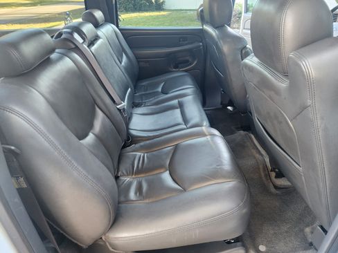 Used 2005 Chevrolet Silverado 2500 LT w/ Skid Plate Package image 11