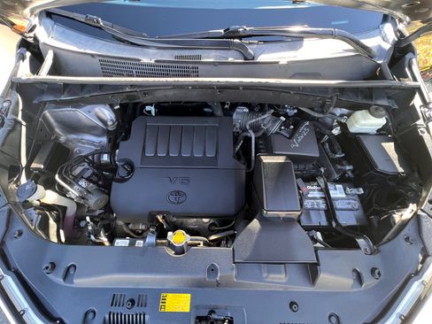 Used 2015 Toyota Highlander XLE image 6