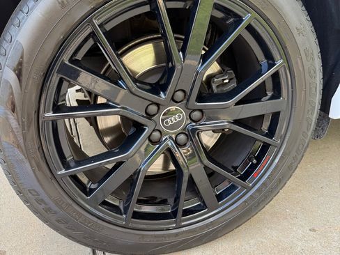 Used 2023 Audi SQ5 Premium Plus image 22