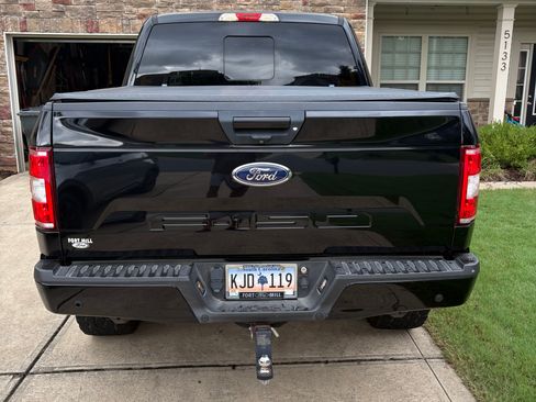 Used 2018 Ford F150 XLT w/ Equipment Group 302A Luxury AWD/4WD image 16