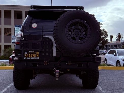 Used 2015 Toyota 4Runner SR5 Premium image 9