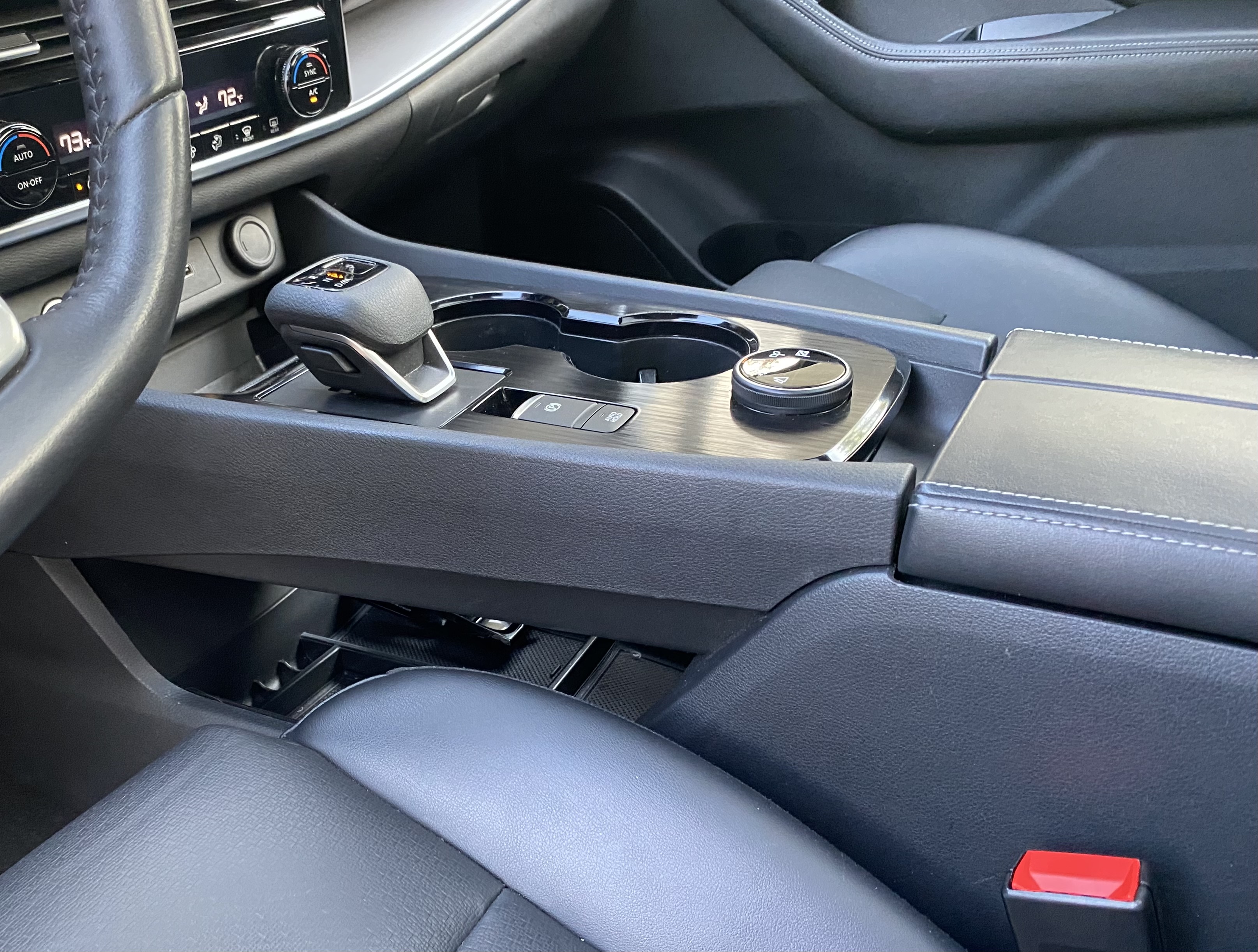 Used 2021 Nissan Rogue SV w/ Premium Package AWD/4WD image 10
