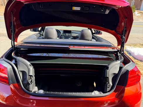 Used 2015 BMW M4 Convertible image 6