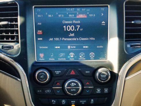 Used 2016 Jeep Grand Cherokee Overland w/ Trailer Tow Group IV image 15