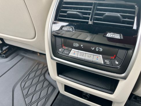 Used 2020 BMW X5 xDrive40i w/ Premium Package image 16