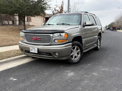 Used 2001 GMC Yukon Denali