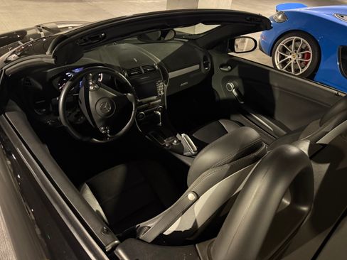 Used 2005 Mercedes-Benz SLK 55 AMG image 10