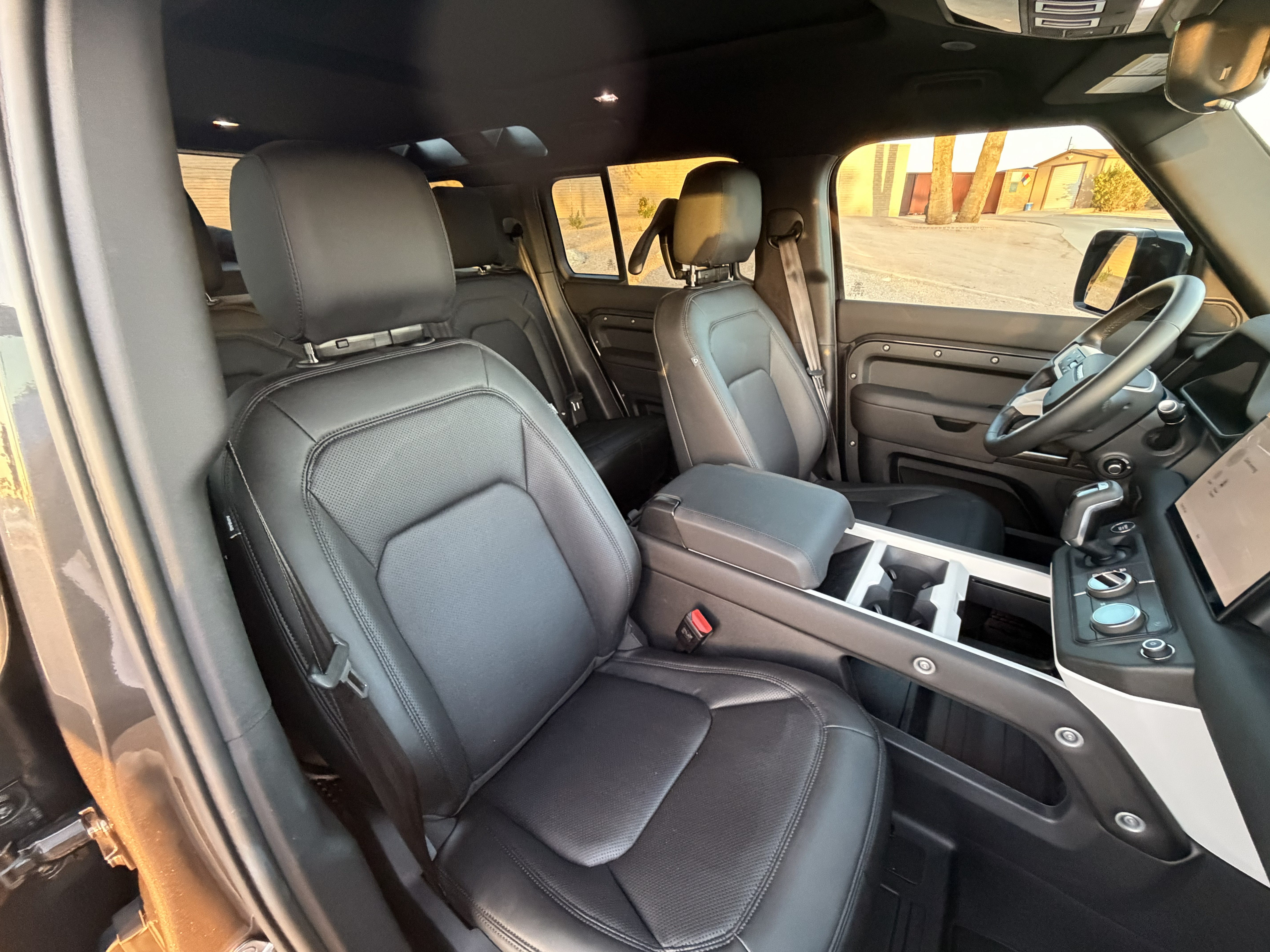 Used 2025 Land Rover Defender 110 S AWD/4WD image 17
