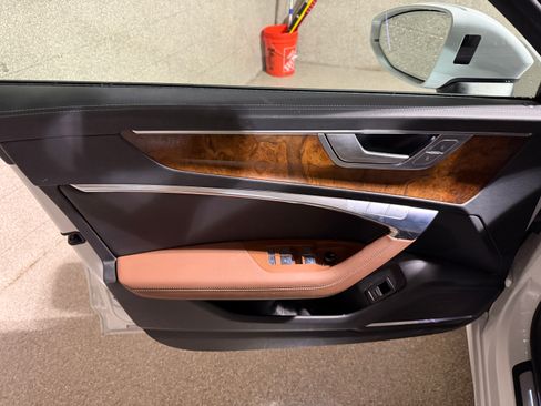 Used 2022 Audi A6 Premium Plus w/ Premium Plus Package image 16