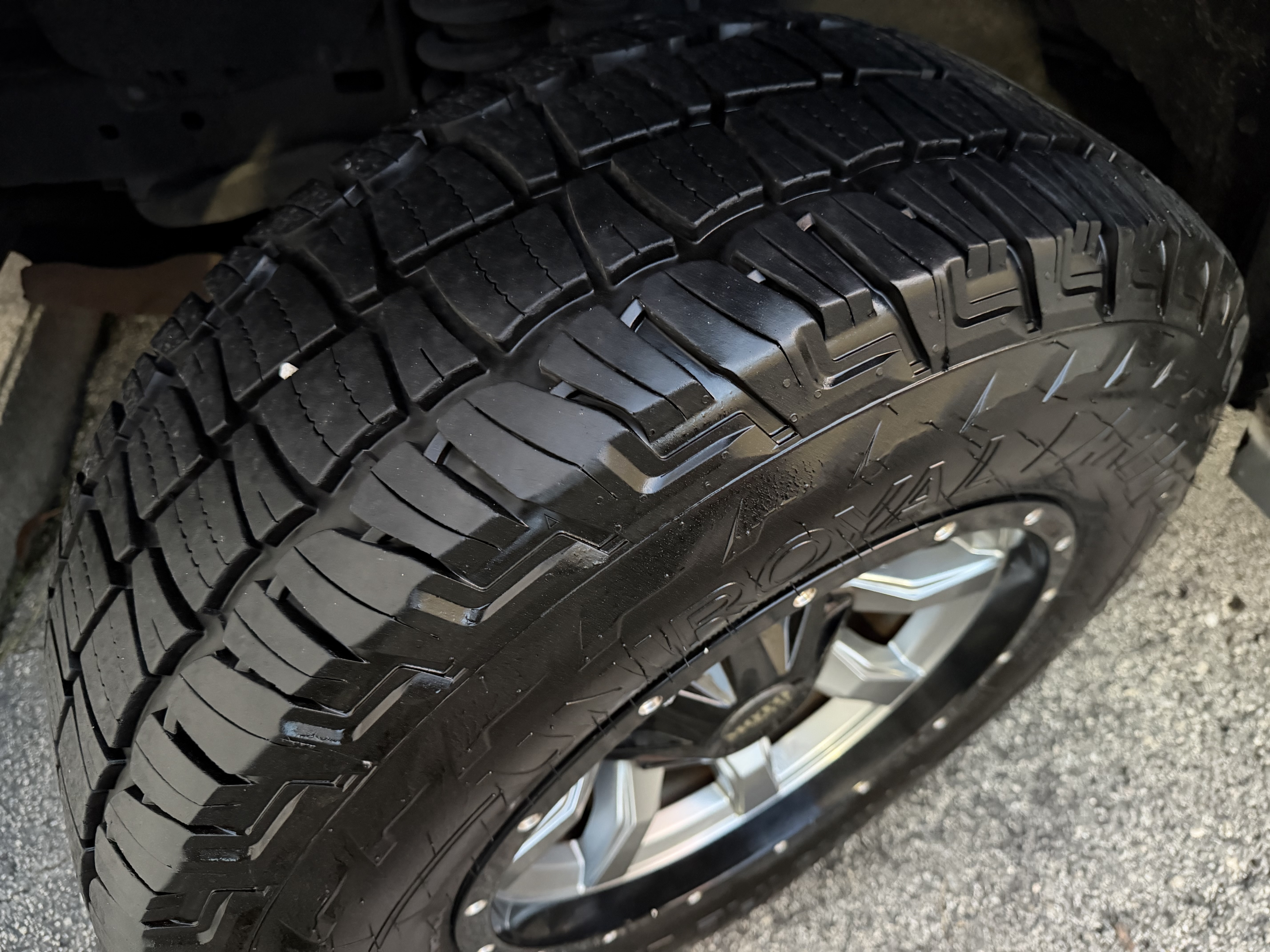 Used 2009 Toyota Tacoma PreRunner w/ TRD Sport Pkg RWD image 4